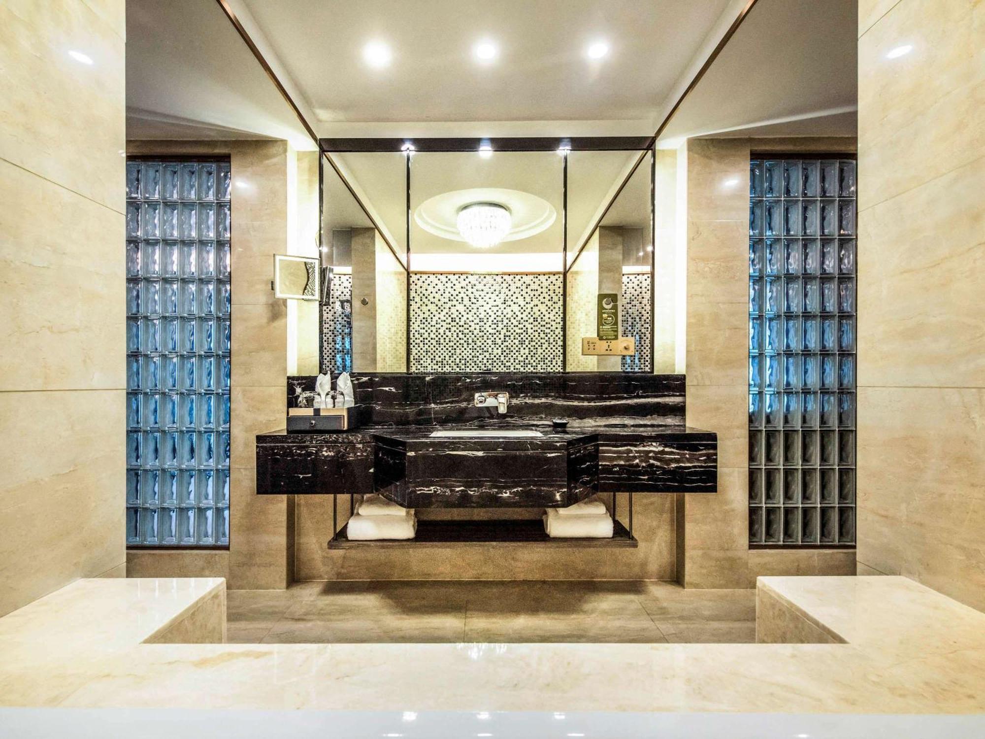 Mercure Chongqing Downtown Eksteriør bilde